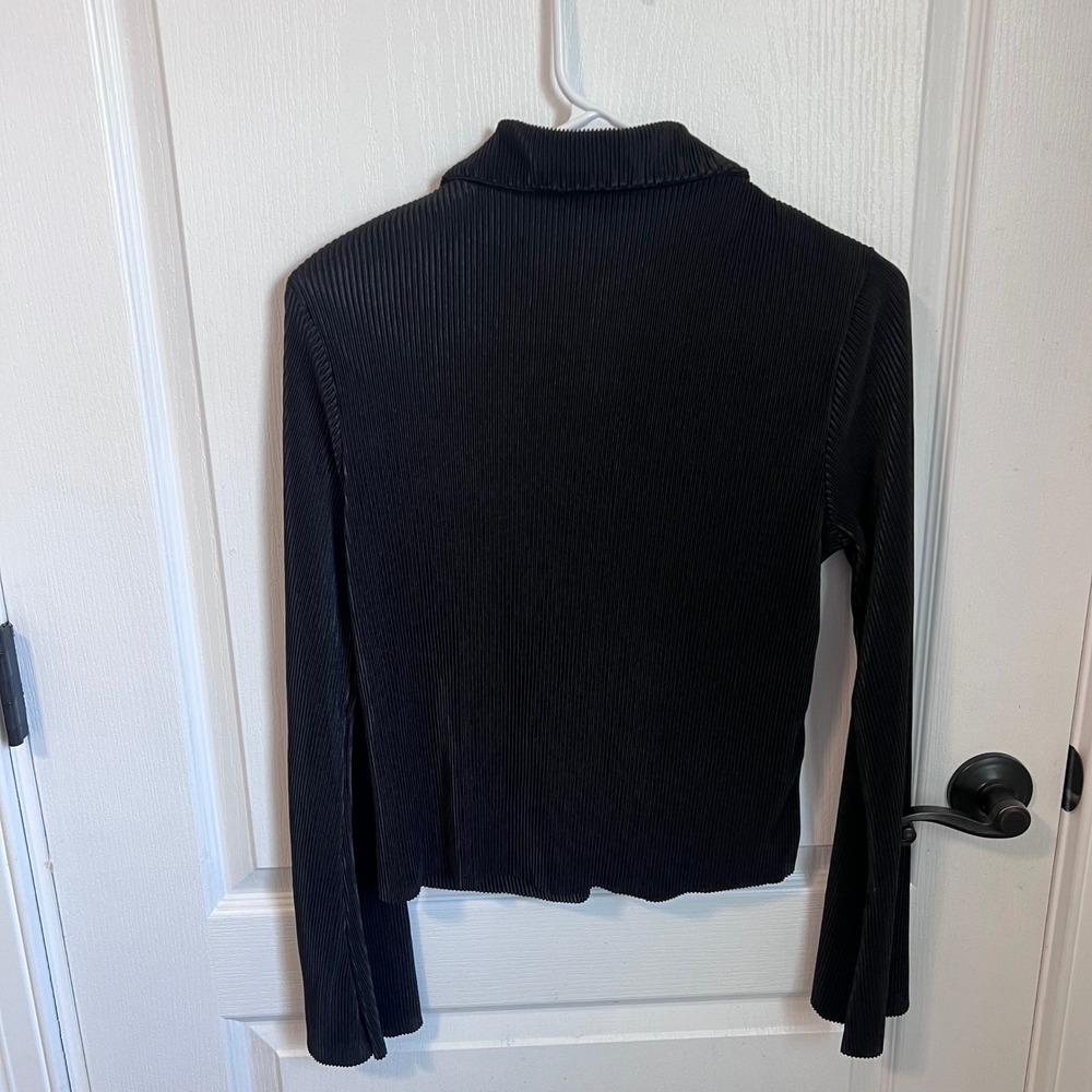 RO & DE Black Plisse Pleated Button Down Long Sleeve Blouse AGU9039T NWT Small - Picture 4 of 13
